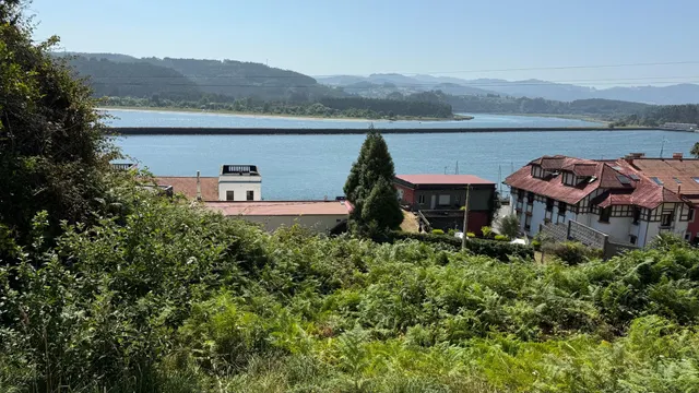 Venta de Suelo Urbano Residencial en Paseo Maritimo Nº S/N Muros de Nalón (Asturias) — 12
