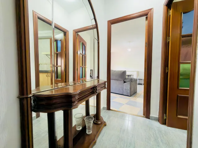 Amplio piso con terraza, 3 dormitorios y posibilidad de 4 en Av. Barcelona – Viñuela – Rescatado — 15