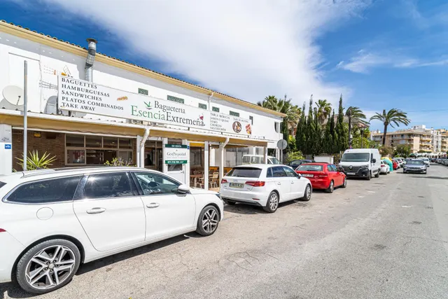 Local Comercial con terraza cerca del mar en el Puerto de Alcudia — 17