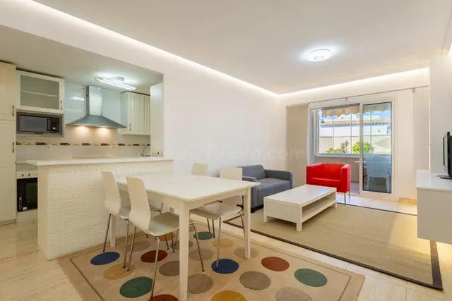 Apartamento de 3 dormitorios en Playa Flamenca - foto 5