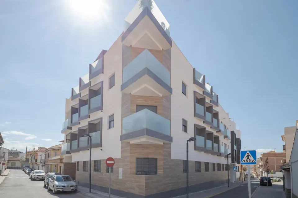 Ático dúplex con piscina en Maracena