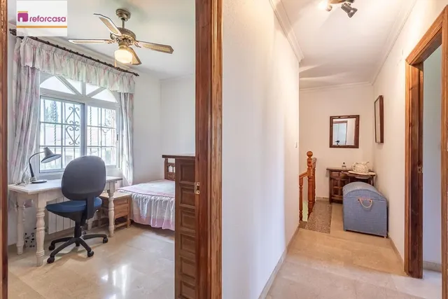 Espectacular Chalet en Ogijares - Ideal para Familias — 43