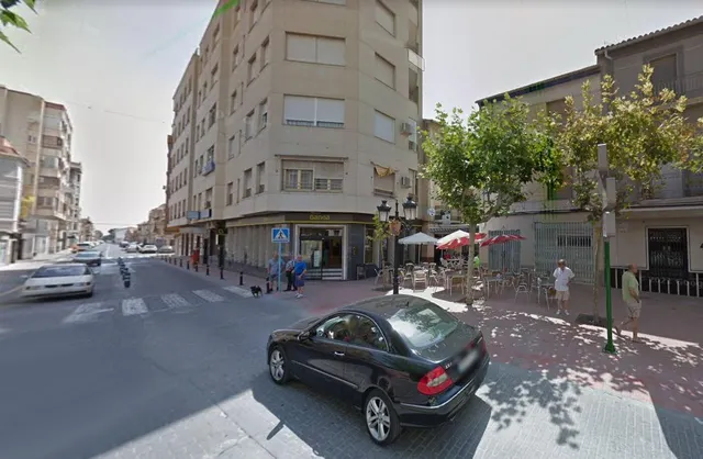 TRASPASO Y VENTA POR JUBILACIÓN CON VIVIENDA INCLUIDA — 19