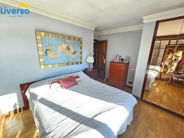 Espectacular pisazo en pleno centro, impresionantes vistas, no dudes en visitarlo!!! — 30