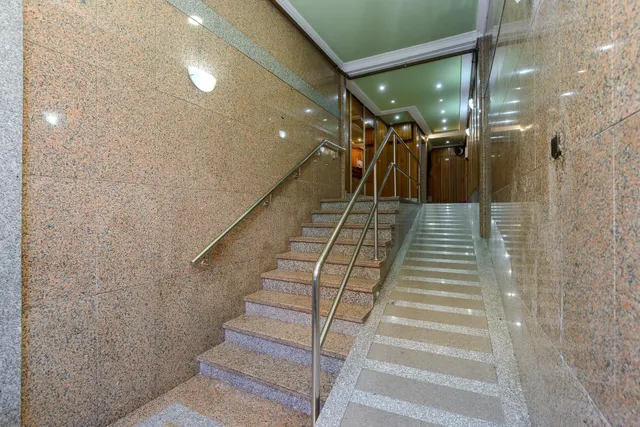 LUZ, CUATRO habitaciones ,TERRAZA Y TRASTERO EN UNA DE LAS MEJORES ZONAS DE OVIEDO — 41