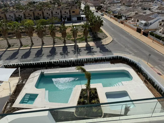 COMPLEJO RESIDENCIAL DE OBRA NUEVA EN LOMAS DE CABO ROIG — 4