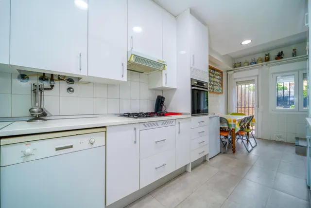 Pareado 6 habitaciones 331m² en venta - El Plantío — 12