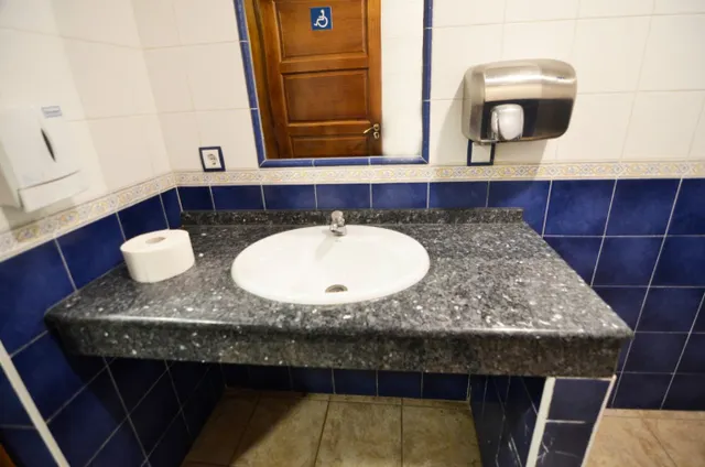Urbis te ofrece un restaurante en venta en Aldeadávila de la Ribera, Salamanca. — 22