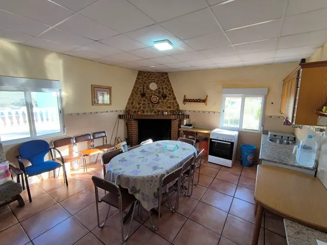 Casa de campo 4 habitaciones 220m² en venta - Ayuntamiento — 19