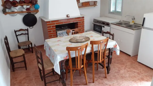 GRAN CASA FAMILIAR DE SIETE habitaciones EN SOMONTÍN, (ALMERÍA). — 29