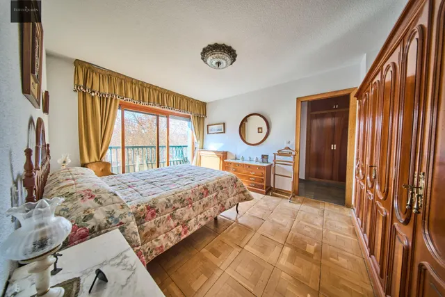 Residencia exclusiva en Paseo del Salón con vistas despejadas — 8