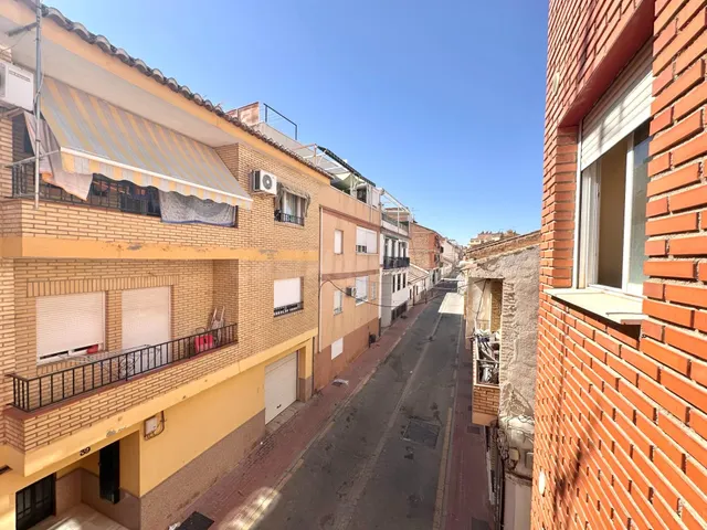 Piso 2 habitaciones 69m² en venta - Avenida de los ogijares — 25
