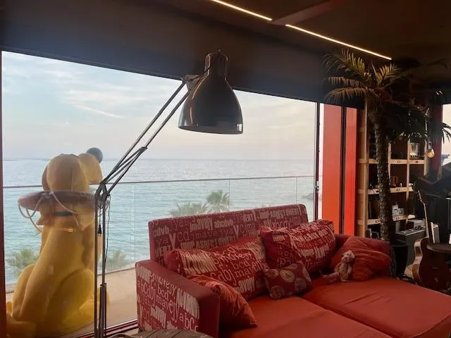 Se vende vivienda singular con licencia restaura+copas, en primera linea,Avda.almadrava, Villajoyosa — 17
