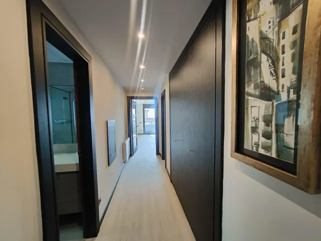 Exclusiva villa de lujo en Ciutat Diagonal, Esplugues de Llobregat, con vistas panorámicas a Barcelona y al mar — 46