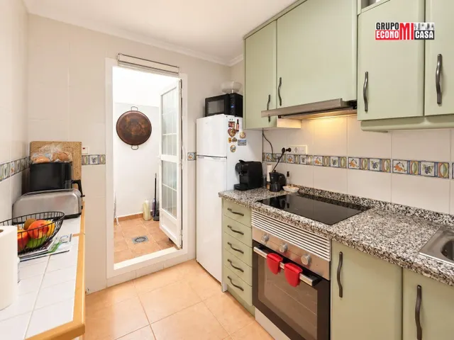 Chalet adosado de 2 dormitorios con terraza, piscina y sol de tarde en Gran Alacant — 27