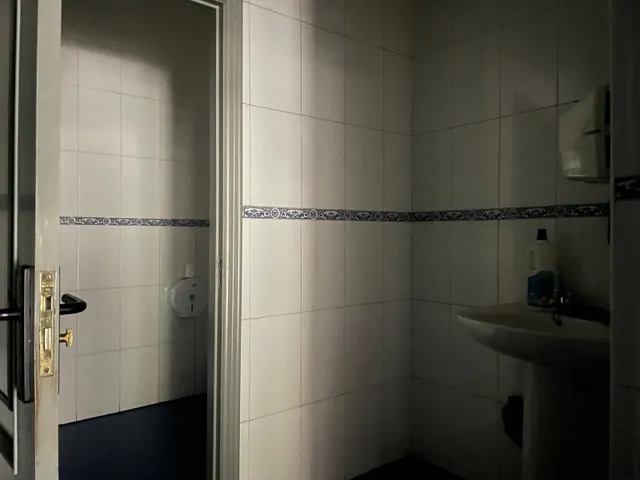 ALQUILER LOCAL COMERCIAL — 8