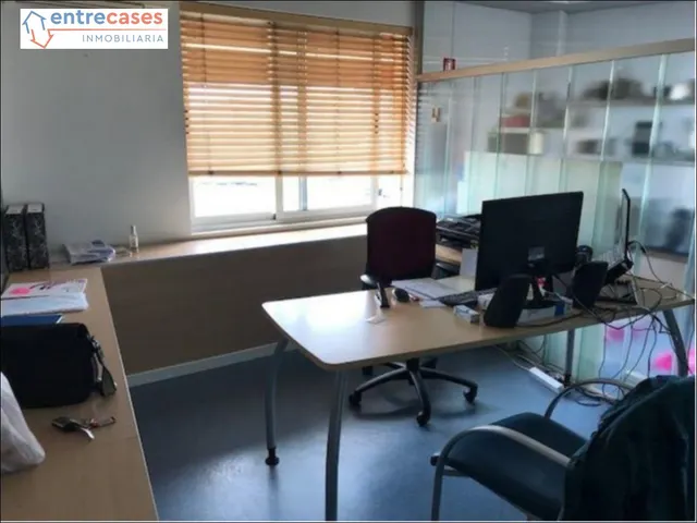 OFICINA EN FUNCIONAMIENTO EN EL CENTRO DE PUERTO DE SAGUNTO — 14