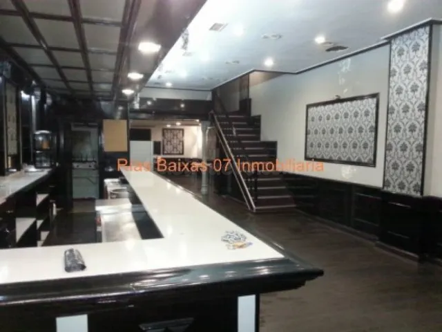 REF 2255 LOCAL APTO CAFETERIA PROXIMO URZAIZ (VIGO)