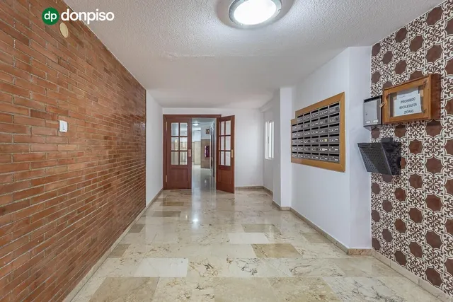 Piso reformado junto a triunfo — 18