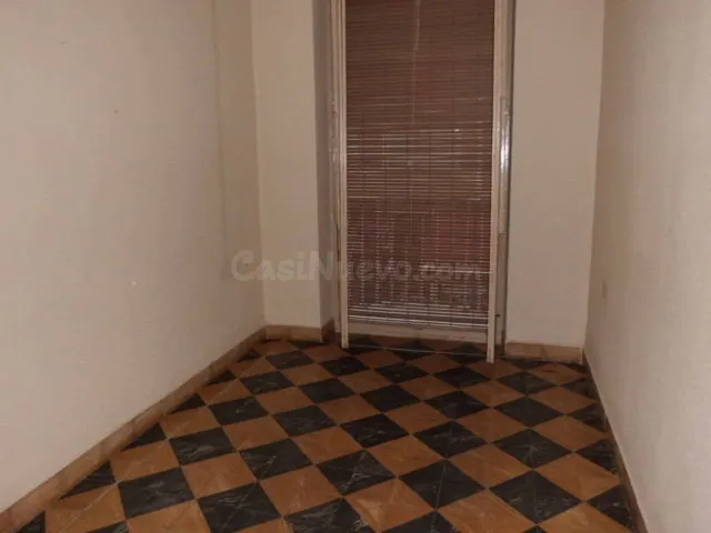 PISO CÉNTRICO IDEAL PARA OFICINAS - foto 2