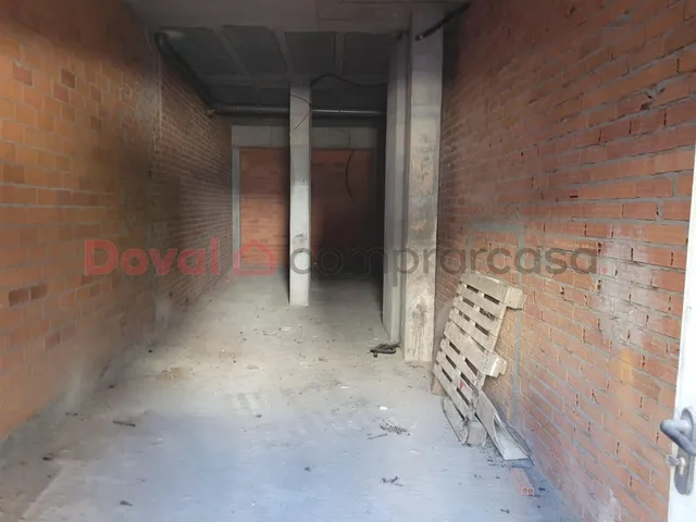 SE ALQUILA LOCAL COMERCIAL — 7