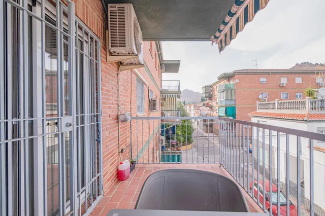 Elegante Piso en la Exclusiva Zona Iliberis de Atarfe - foto 4