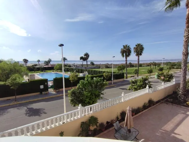 Chalet exclusivo con vistas a la Laguna de la Sal en Torrevieja — 5