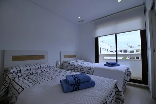 Casa adosada tipo duplex en Torre de la Horadada. — 30