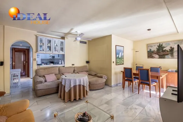 EXCLUSIVO PISO CON JARDÍN PRIVATIVO EN UNA DE LAS MEJORES URBANIZACIONES DE GRANADA — 18