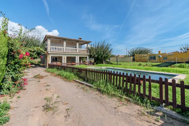 Chalet con piscina y gran parcela en partida senillar – grao de Castellón — 34