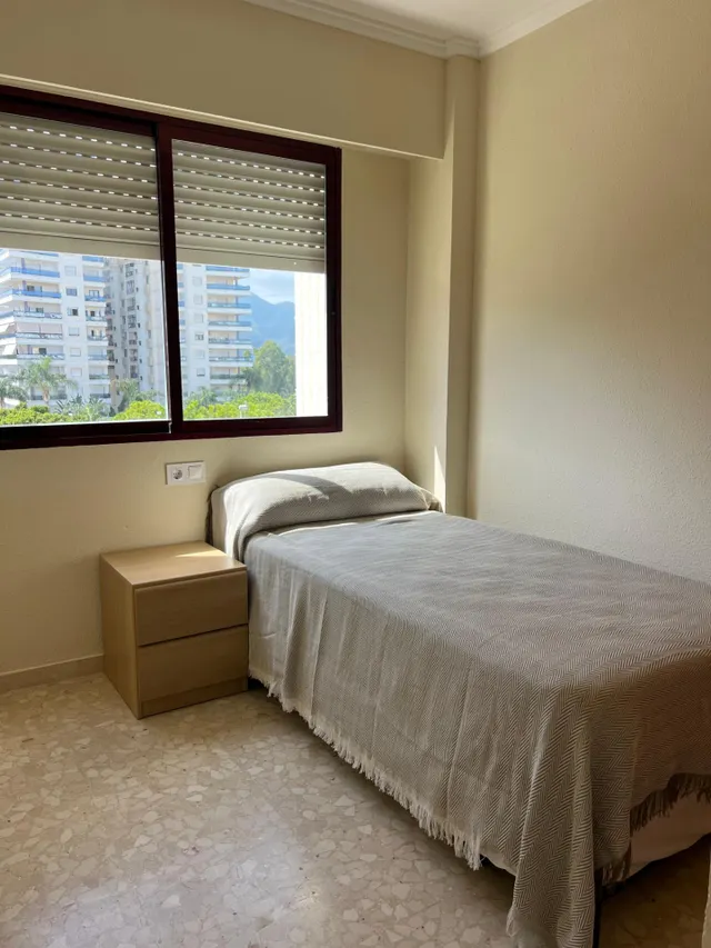 APARTAMENTO  ALQUILER TEMPORAL HASTA EL 30 DE JUNIO — 22