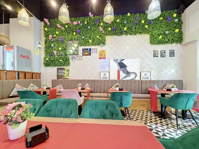 Traspaso bar-cafetería con terraza, Provençals del Poblenou — 3