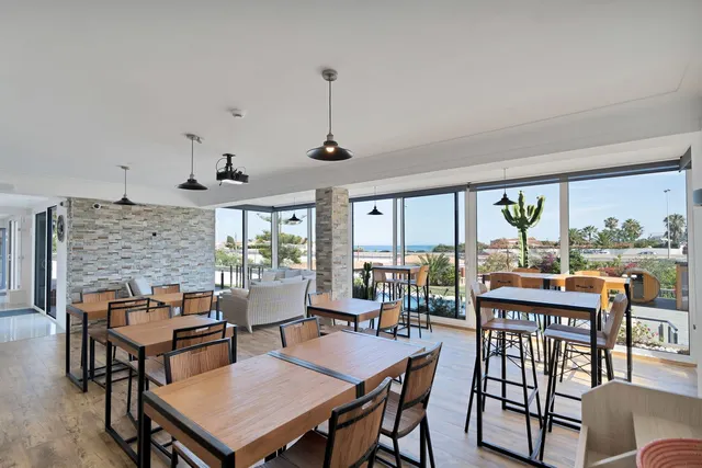 Chalet 16 habitaciones 845m² en venta - Riviera del sol — 10