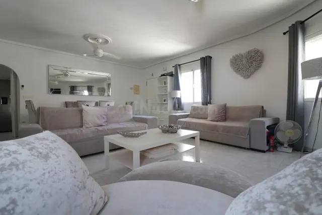 Chalet 4 habitaciones 136m² en venta - Residencial benimar - foto 5