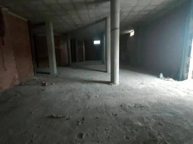 Local comercial — 4