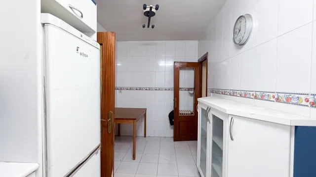 Venta en Calle MARROQUINA MORATALAZ — 12