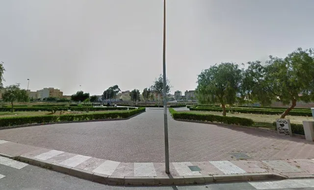 Plaza de garaje en venta en Roquetas de Mar - foto 5