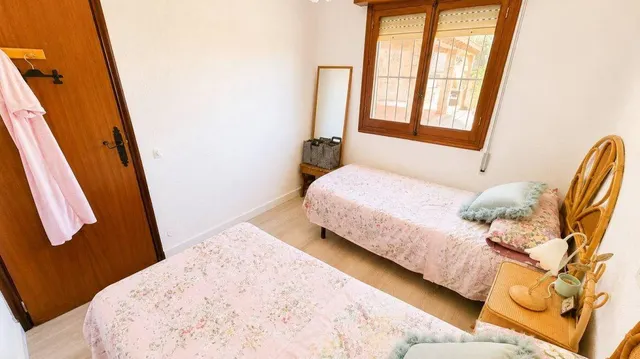 MAGNIFICO CHALET ADOSADO CON GRAN PARCELA, JARDIN Y PISCINA PRIVADA — 20