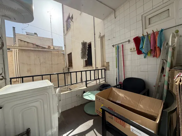 Piso en el centro de Alicante – Amplio, luminoso y con vistas despejada — 13