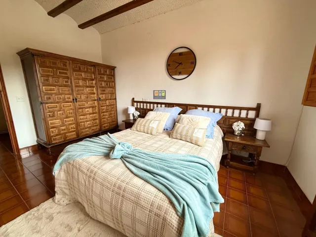 FINCA EXCLUSIVA CON GRAN POTENCIAL EN ELDA — 33