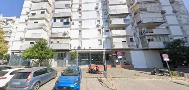 Venta piso en Sevilla — 3