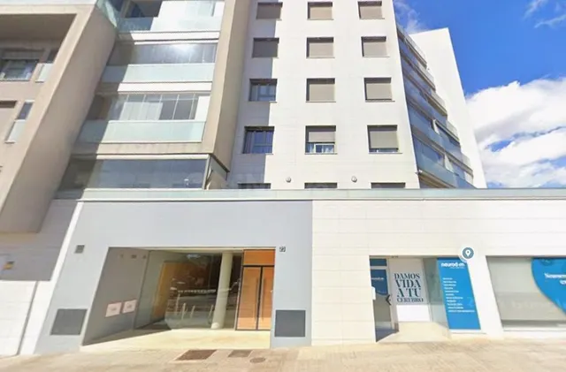Se vende piso OKUPADO en Calle Reverenda Madre María Micaela