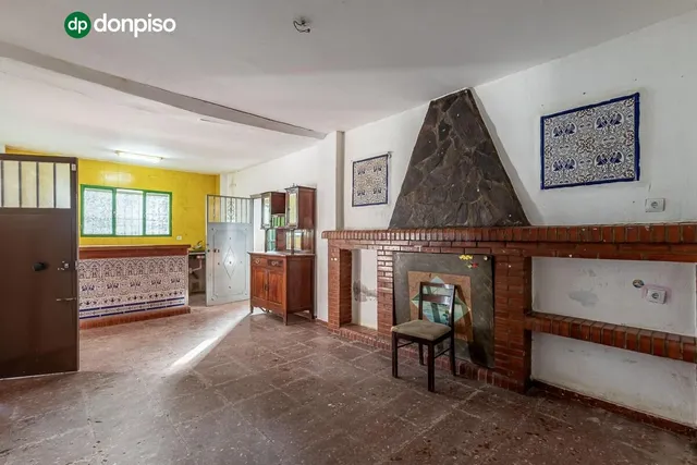 Cortijo con casa de 117 m2 y terreno de 2.312 m2 en Santa Fe — 5