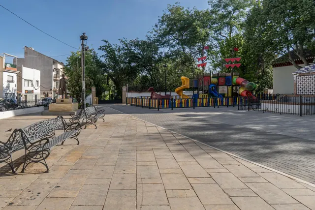 Local comercial 427m² en venta - Zona metropolitana — 26