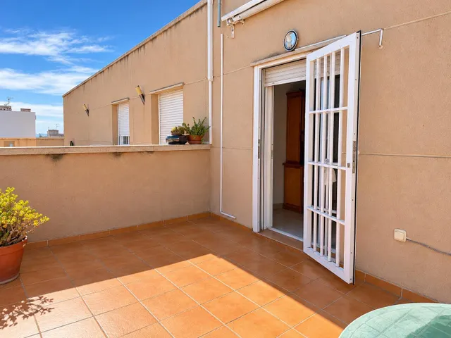 Ático en venta zona pescadería – Almería –  terraza con vistas a la alcazaba — 19