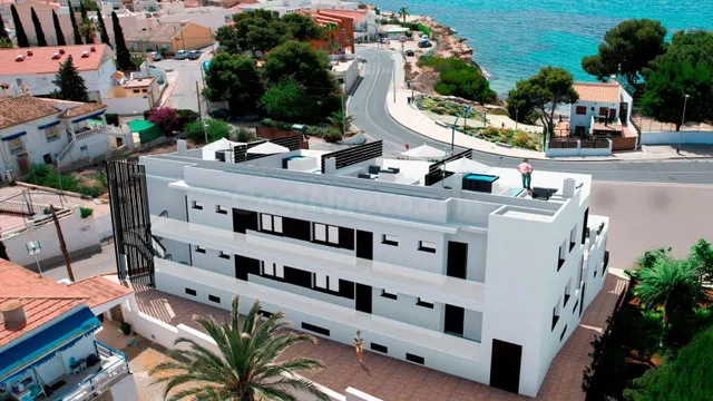 ÚLTIMOS APARTAMENTOS EN ISLA PLANA DE OBRA NUEVA