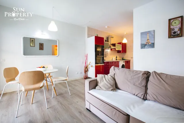 LUMINOSO APARTAMENTO CON TERRAZA A POCOS PASOS DEL MAR EN PL - foto 2