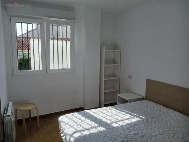 PISO EN ALQUILER EN RÚA ESPÍRITU SANTO, SANTIAGO — 7