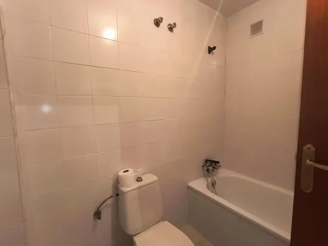 Piso luminoso y amplio en la Cañada — 20