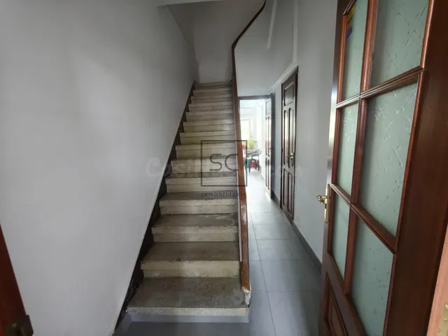 Casa con jardín y garaje en Porta Nova, Ferrol — 2